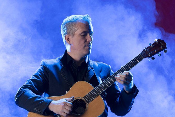 The Dutton Show at the Dutton Family Theater - Practical Tips for Visitors