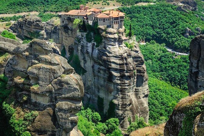 The Extraordinary Suspended Rocks, Meteora in a day tour - Why This Tour Offers Good Value