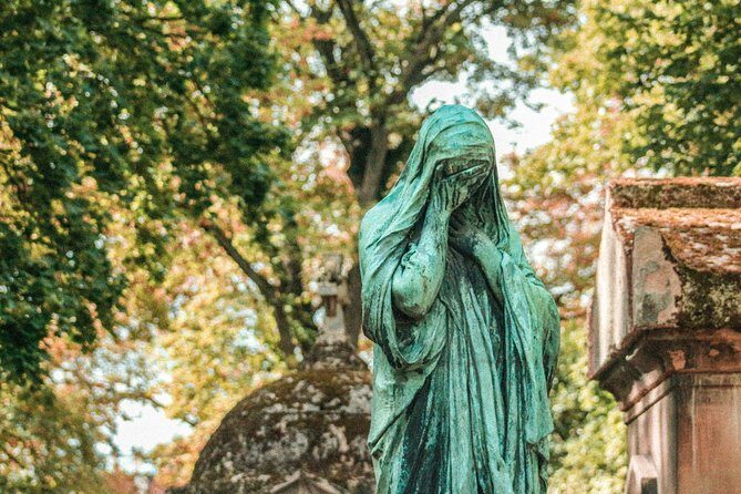 The Famous Graves of Père Lachaise - Self-Guided Audio Tour - In The Sum Up