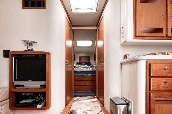 The Finest Private Yacht Experience in Cabo - The Sum Up