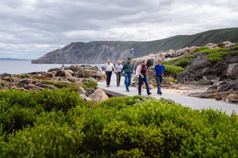 The Gap & Natural Wonders Tour - Experience the Wild Beauty of Western Australia with the Gap & Natural Wonders Tour