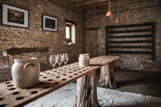The Getaway with Tasting of 6 wines from our Estate - Key Points