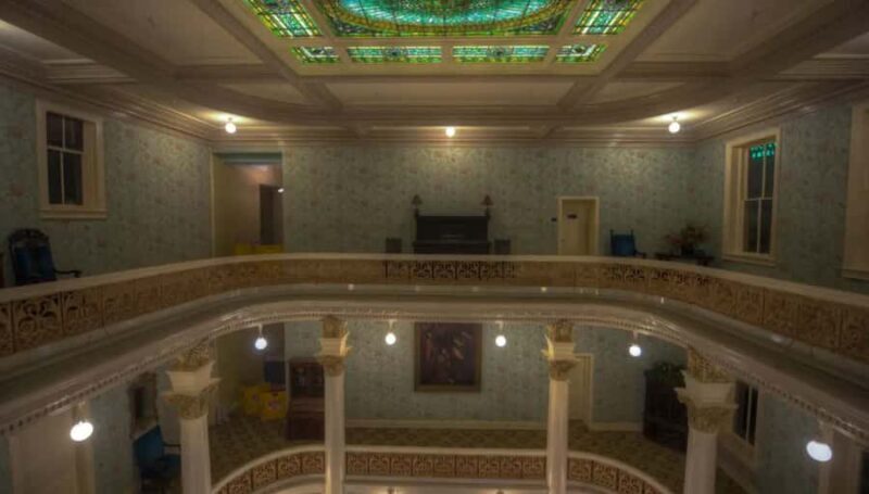 The Ghosts of San Antonio Walking Tour - Authentic Stories and the Guide’s Role