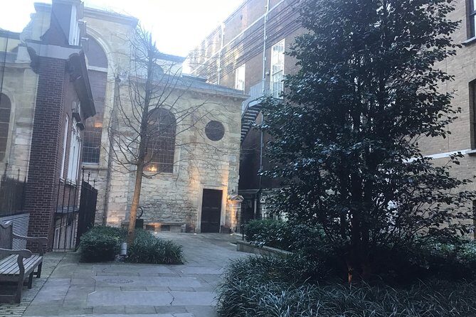The Ghosts of the secret alleyways of old London town - FAQ