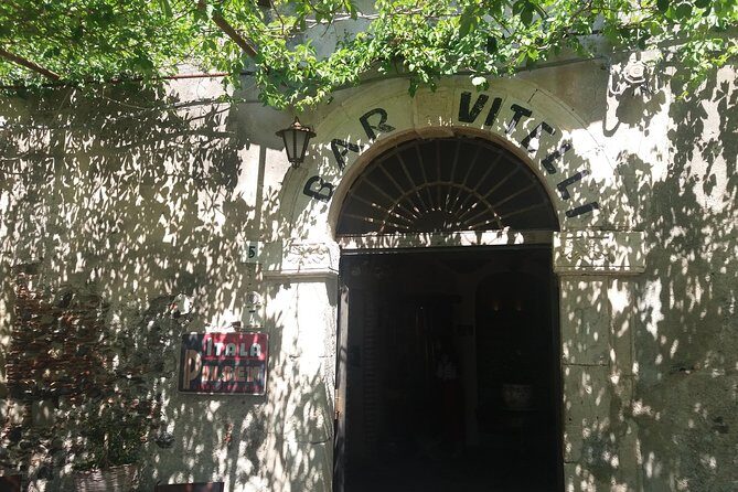 The Godfather Movie Tour - A Deep Dive into the Godfather Movie Tour Experience