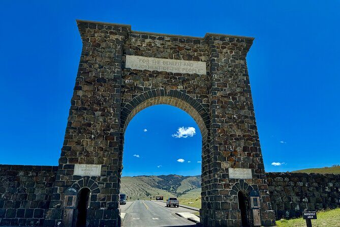 The Grand 3 Days of Private Yellowstone Tours West Yellowstone - What Makes This Tour Stand Out?