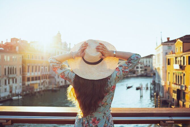The Grand Canal & Rialto Bridge Private Photo Shoot - A detailed look at the Venice Private Photo Shoot