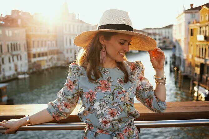 The Grand Canal & Rialto Bridge Private Photo Shoot - Authentic Experiences: What Sets This Apart