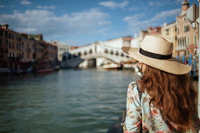The Grand Canal & Rialto Bridge Private Photo Shoot - Who Should Consider This Experience