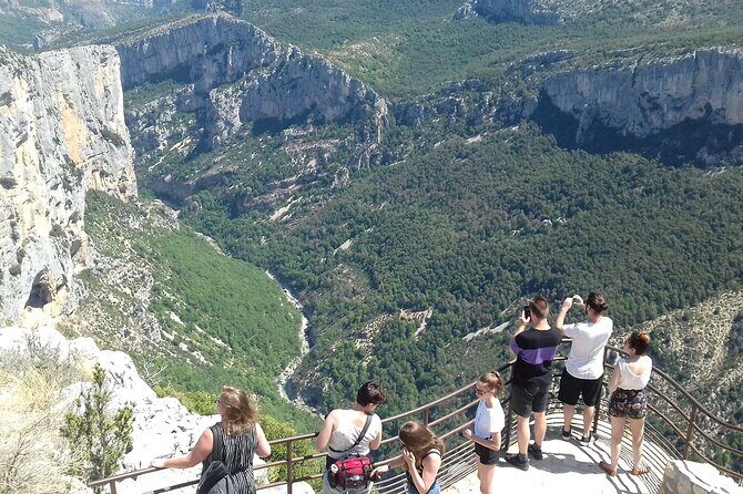 The Grand Canyon of Europe and Its Lavender Fields Small group - Who This Tour Is Best For