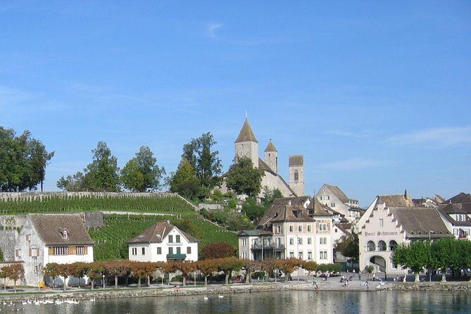 The Great Tour of Zurich by Bus and Boat - A Detailed Look at the Tour Experience