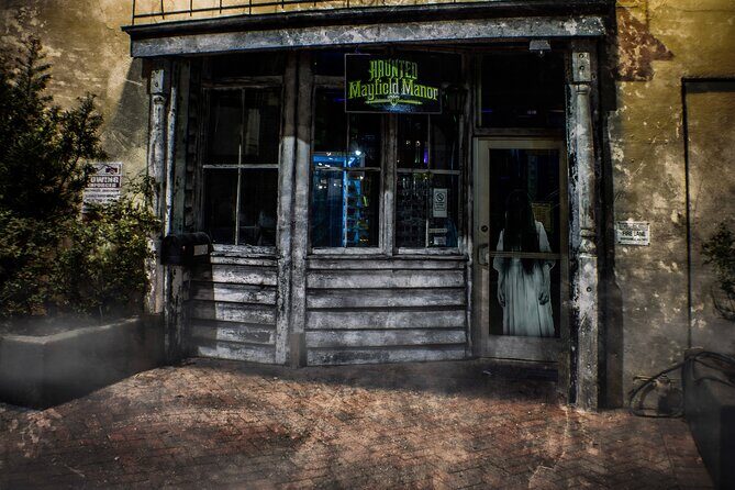 The Grimoire Ghouls and Graves: Galveston Ghost Tour - Meeting Point and Practical Details