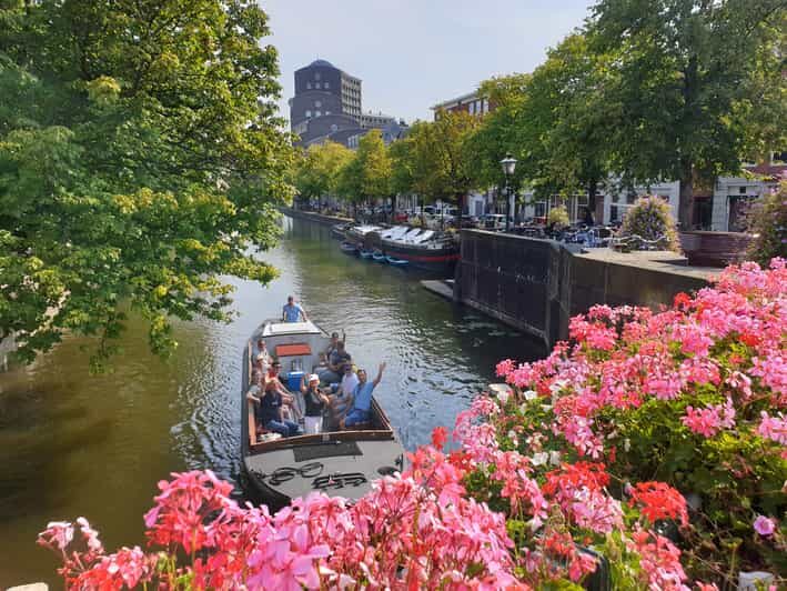 The Hague: City Canal Cruise - Discovering The Hague from the Water: A Complete Guide to the City Canal Cruise