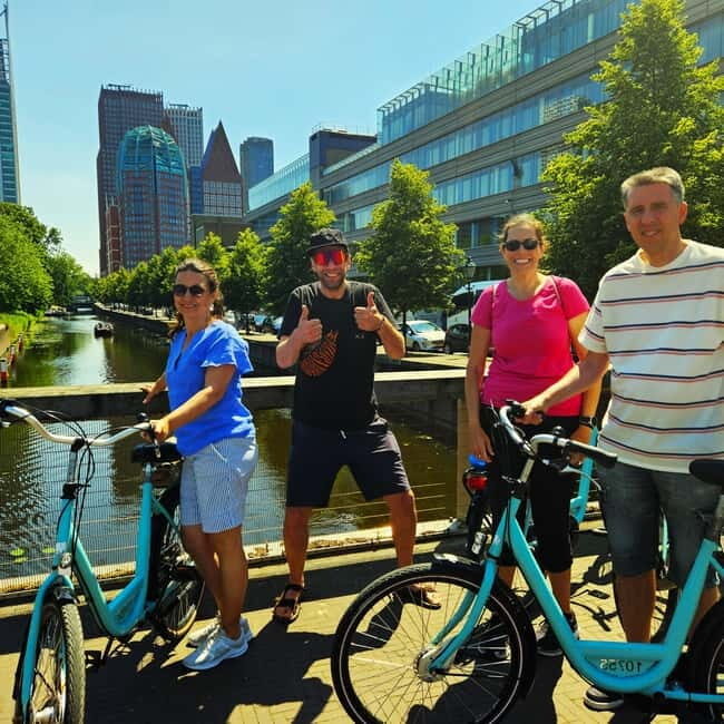 The Hague: Guided Bike Tour with Storyteller Guide - Key Points