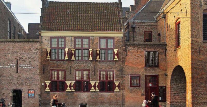 The Hague: Prison Gate Museum - FAQ