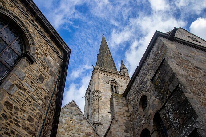 The Hardest City to Invade: Saint Malo's Secrets Audio Guide - Exploring Saint Malo: A Deep Dive into the Tour