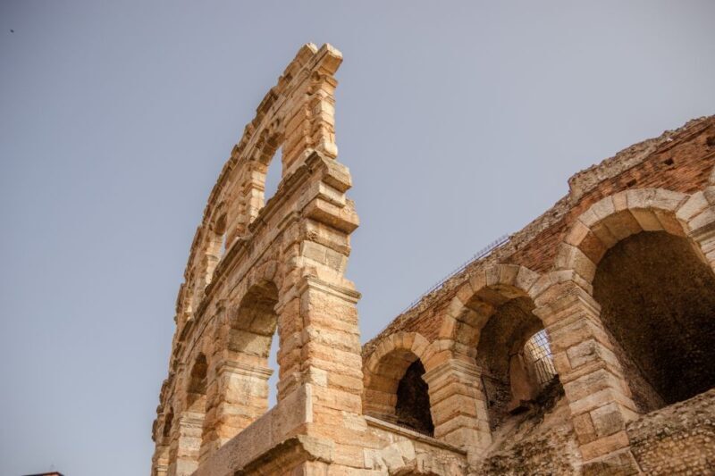 The Highlights of Verona Small Group Walking Tour - Exploring Verona’s Historic Heart