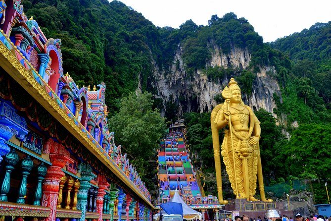 The holy caverns and temples of the Batu Caves - Key Points: