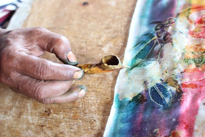 The holy caverns and temples of the Batu Caves - Exploring the Batu Caves Experience in Detail