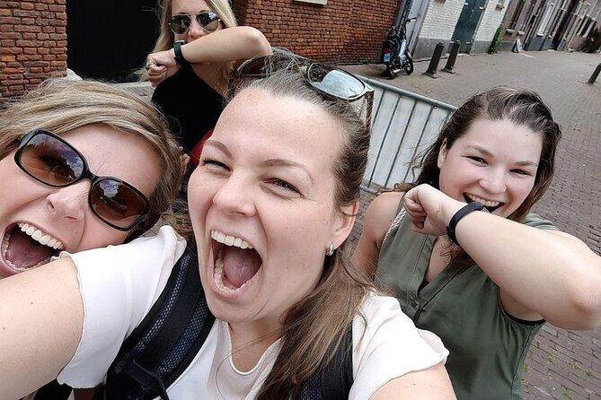 The Hunt, an exciting cat and mouse game in Burlington - Key Points