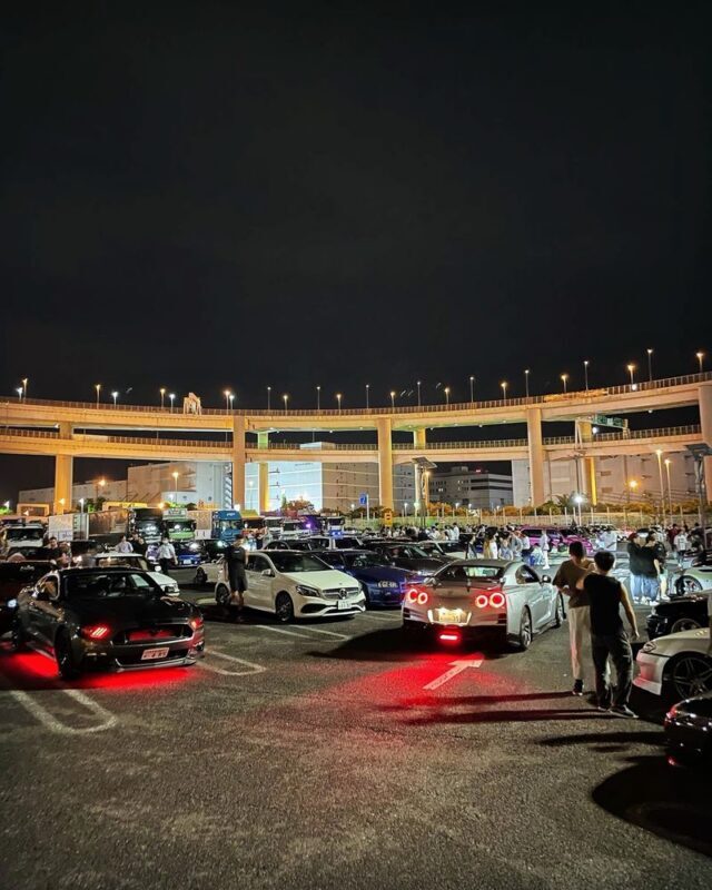 The JDM Experience in the Legendary JDM Car (Daikoku PA,Wangan,etc.) - Daikoku PA: the night’s main car stop