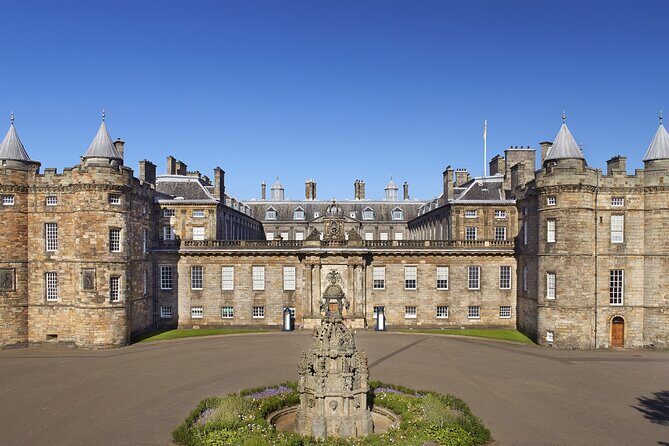 The King's Gallery, Palace of Holyroodhouse - The Experience in Detail