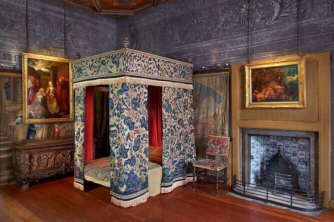 The King's Gallery, Palace of Holyroodhouse - FAQ