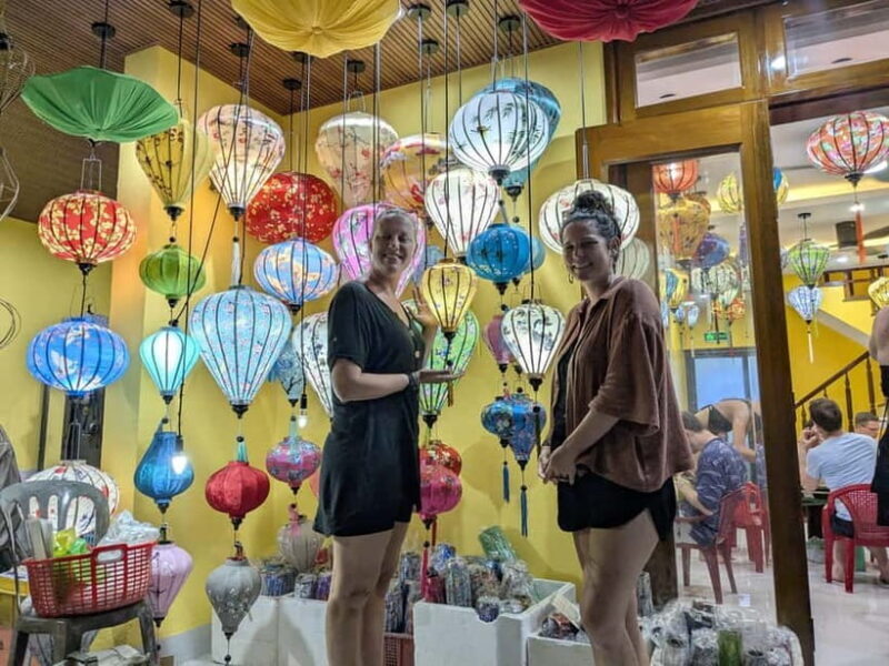 The Lantern Lady: Traditional Lantern Class in Old Town - Exploring the Experience in Detail