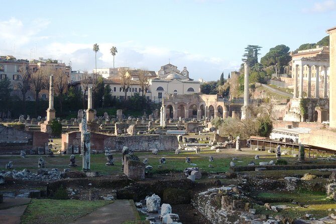 The last day of Julius Caesar: from the glory to the Ides of March - A Close Look at the Experience