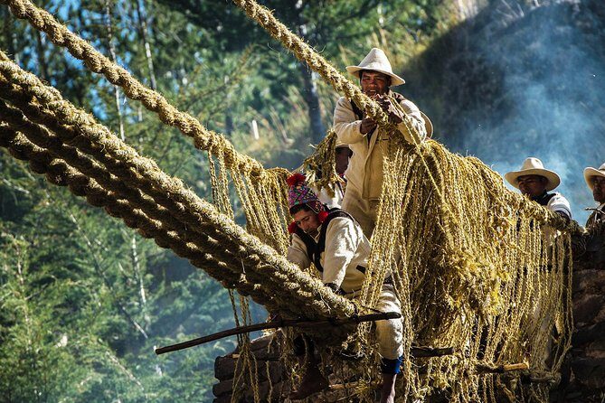The last inka bridge "Q´eswachaka" service in private - Experience the Last Inca Bridge “Q´eswachaka” — A Private Tour from Cusco