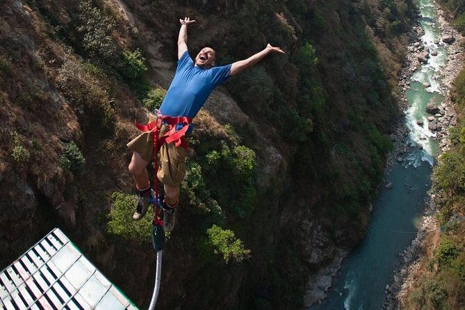 The Last Resort Bungee Jump 1 day - The Experience in Detail: What to Expect