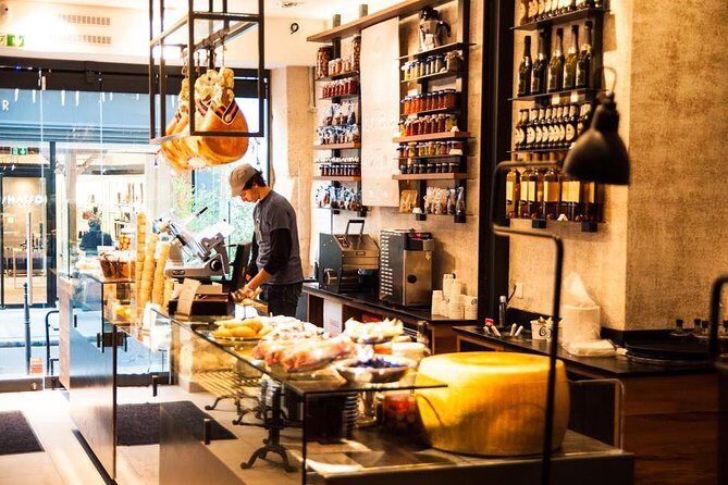 The Local Paris Experience: an off-the-beaten-track adventure! - Frequently Asked Questions (FAQs)