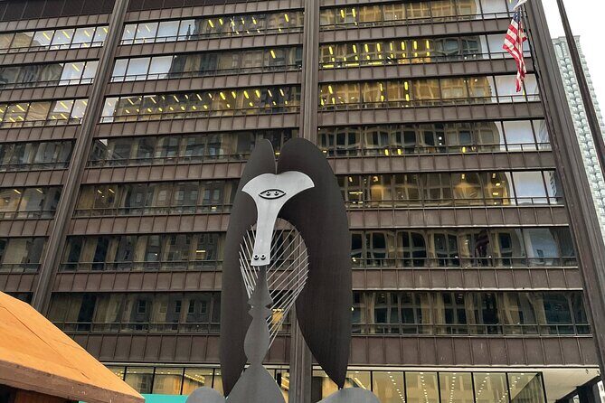 The Loop, River North and Chicagos Theater District: A Self-Guided Audio Tour - Key Points