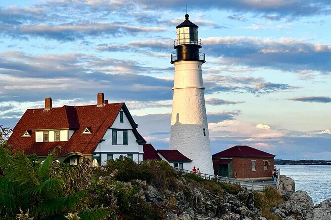 The Maine Experience: Coast, Culture & History - Key Points