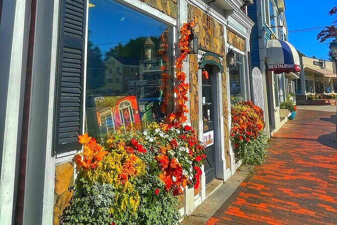 The Maine Experience: Coast, Culture & History - L.L. Bean Flagship Store in Freeport