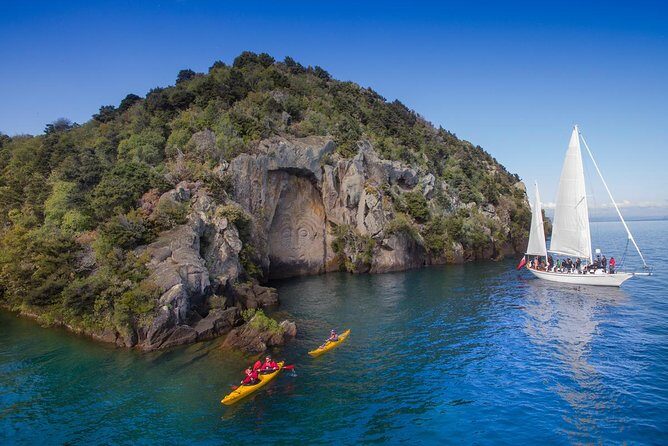 The Maori Carvings Half Day Kayak - Exploring Lake Taupo by Kayak: A Thorough Look
