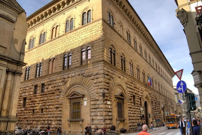 The Medici Family: Lorenzo The Magnificient and the TV movie - Exploring Florence’s Medici Heritage: An In-Depth Review