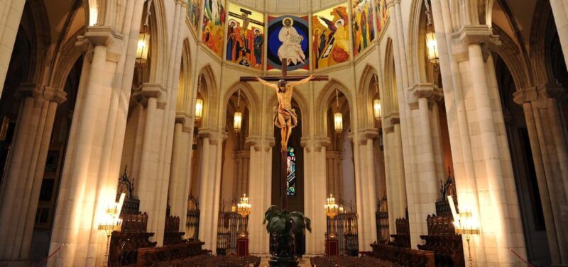 The most complete tour of Madrid: Austrias, Palace, and Cathedral. Local guides. - FAQ About the Tour