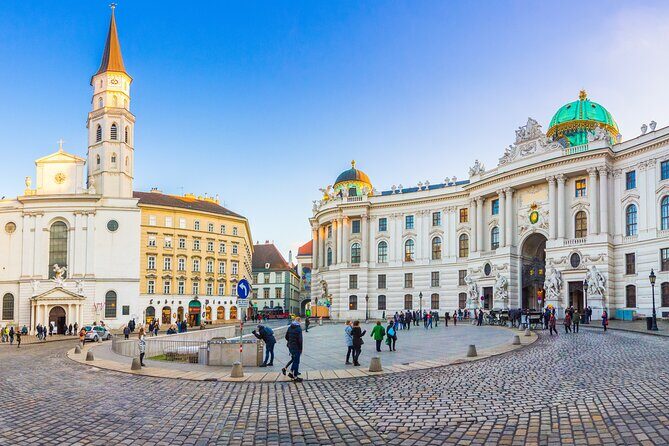 The Most Delicious Private Food Tour of Vienna: 6 or 10 Tastings - Authenticity and Food Quality