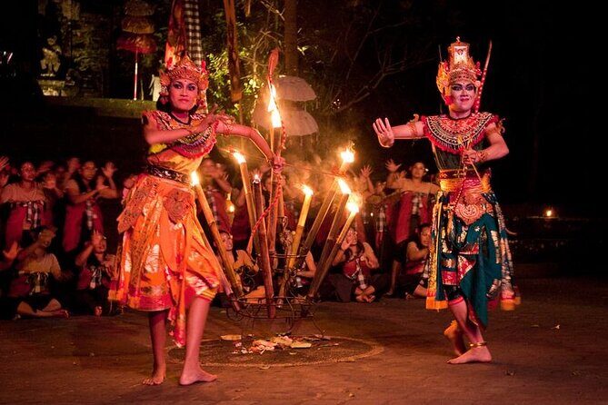 The mystical Uluwatu temple and the Kecak fire dance - A Deep Dive into the Uluwatu Temple and Kecak Fire Dance Tour