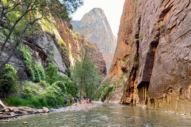 The Narrows: Zion National Park Private Guided Hike - A Deep Dive into the Zion Narrows Private Guided Hike