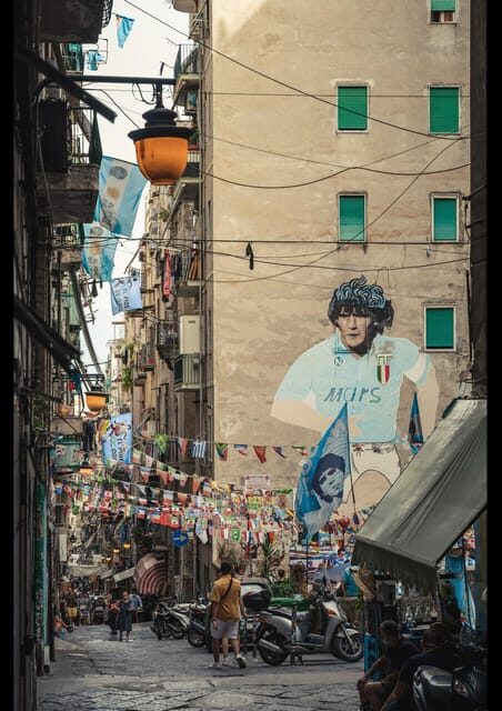 The Neapolitan People, culture, history and folklore - Who Should Consider This Tour?