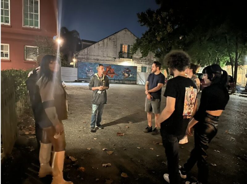 The New Orleans Darkness Tour - Exploring the Details of The New Orleans Darkness Tour