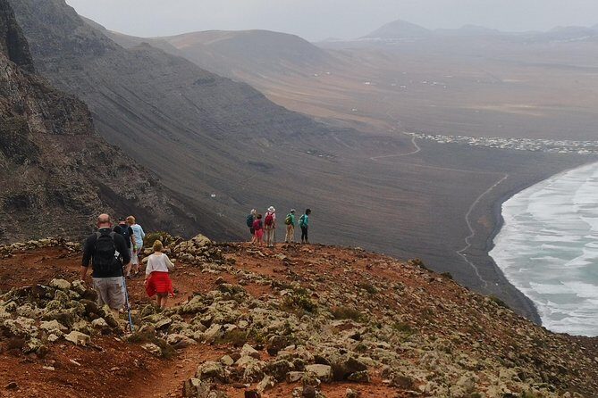 The Northern Cliffs & Valleys hiking tour - Key Points