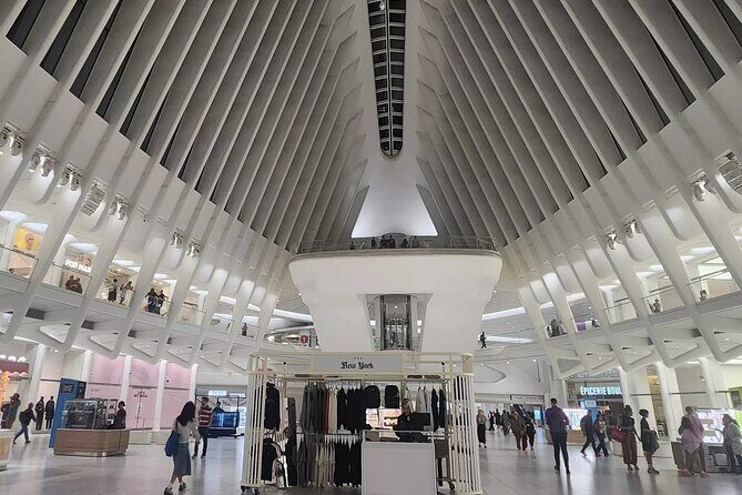 The Oculus: A Symbolism and Secrets Self-Guided Indoor Audio Tour - Exploring the Oculus: A Deep Dive into the Experience