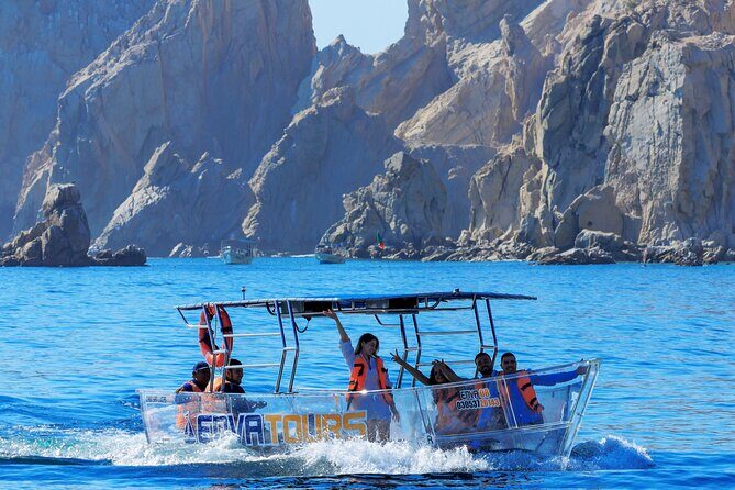 The Official Clear Boat to the Arch-Cabo´s Iconic tour experience - Key Points