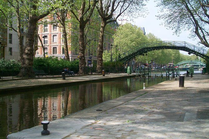 "The Old Paris" on the Canal Saint Martin : Port de l'Arsenal - Key Points