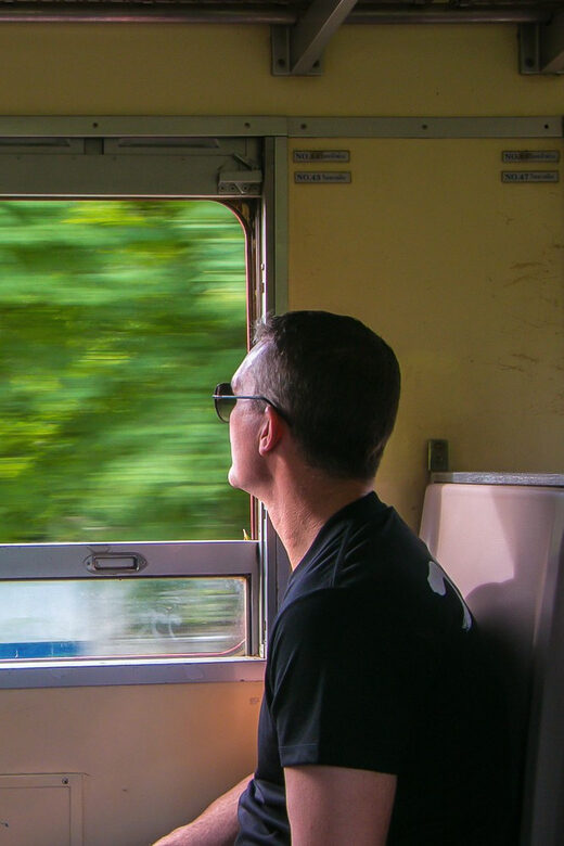 The Old Siam: Damnoen Saduak and Maeklong Railway Market - A Deep Dive into the Markets and Experience