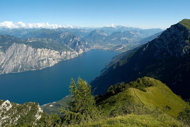 The Original Lake Garda Tour with Boat Trip from Southern Hotels - The Complete Experience of the Lake Garda Tour