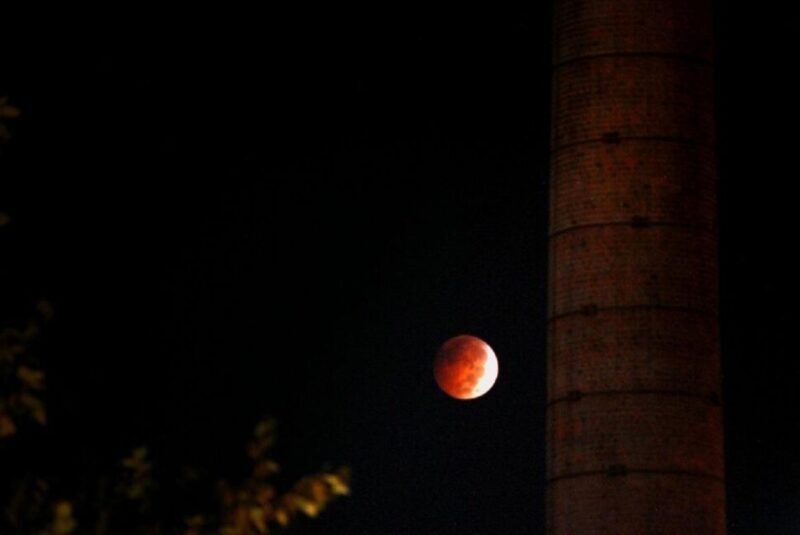The Original Raleigh Ghost Walk - Discovering the Haunted Corners of Raleigh: The Original Raleigh Ghost Walk